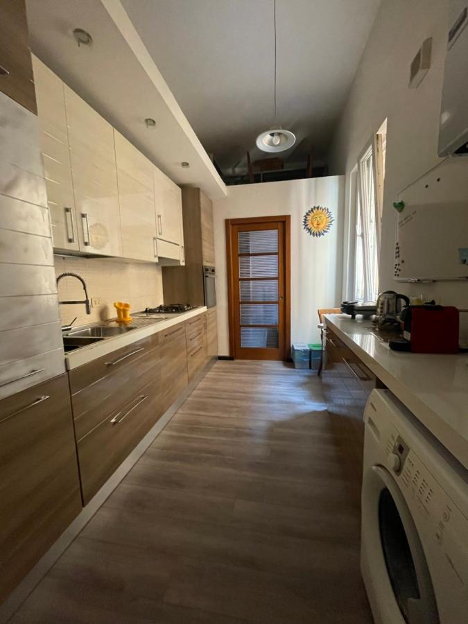 Holidays In Barbie'S Apartment Рим Екстер'єр фото